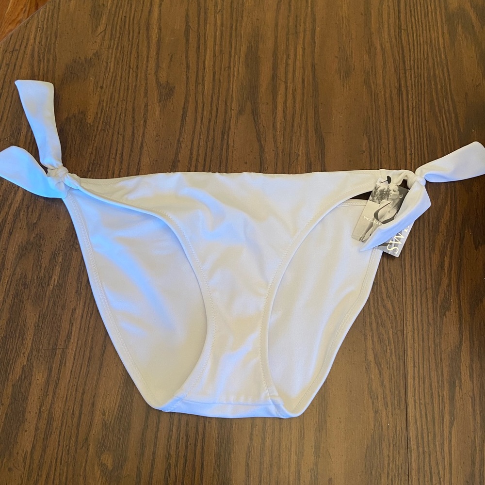 NWT Victoria’s Secret White Swim Bottoms (Size Large)